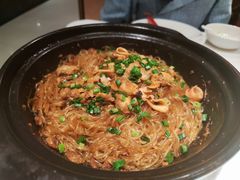 虾头油炒龙粉-南山饭店(阳明古镇店)