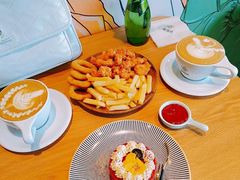 -ZING COFFEE 镜咖啡