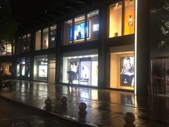 -杭州西湖银泰百货