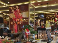 -大中华希尔顿酒店-念自助餐·嗨啤·小龙虾