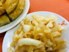 -牛一嘴·兰州牛肉面·大盘鸡(财富中心店)