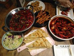 -叶派龙虾•招牌香辣蟹·海鲜(中海国际店)