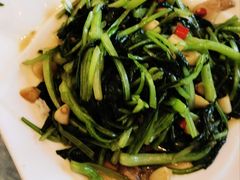 -吴记酱骨炖菜馆(西大直街店)
