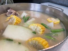 -肥仔文澳门猪骨煲(南京西路店)