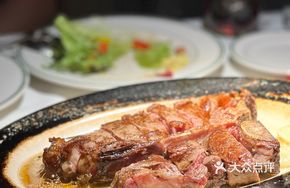 Golden Big Pork Tenderloin Steak