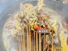-灌县老妈砂锅串串香(万科红生活广场店)