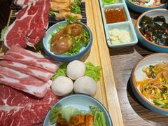 -明洞阿姨·韩式酱蟹烤肉·创意料理(三元桥店)