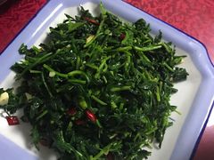 -万佛湖许老大铁锅鱼(黑金冠店)