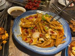 -六福烧烤酒馆(秦隆步行街店)