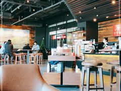 大堂-星巴克(漕河泾2店)