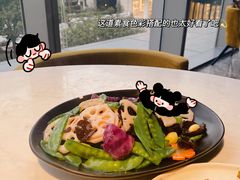 -本来精品川菜(嘉里中心店)