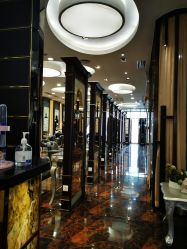 -八佰伴8008星级形象店