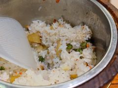 土豆焖饭-滇香肴·云南菜蒸汽石锅鱼(云南北路店)