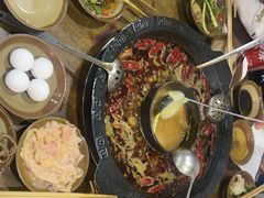 -黄潇洒老火锅(九眼桥宏济巷店)
