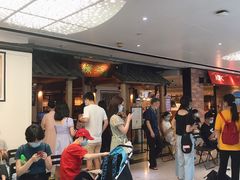 等位区-绿茶餐厅(广州天河城店)