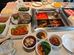 -海底捞火锅鲜切牛肉主题店(长寿路店)