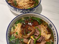 -镇南锅盖面馆(解放路店)