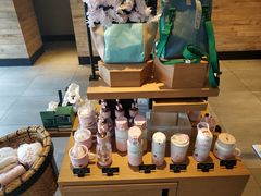 零售区-星巴克臻选(宁波天一广场店)