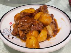 小土豆焖牛肉-荣粤酒家·融合粤菜