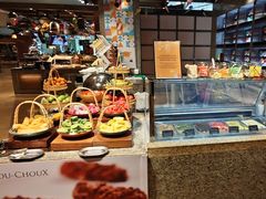 -怡咖啡海鲜自助餐厅(浦东香格里拉店)