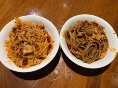 -艳阳天民俗村(公园路店)