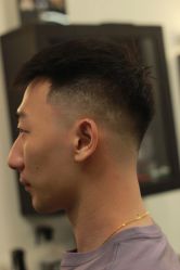 -HEADSTAR BARBERSHOP·男士理发店