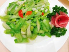 丝瓜炒毛豆-得月楼·省级非遗·传统苏帮菜(观前店)