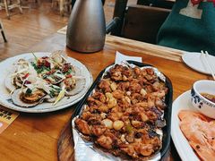 -老东镇啤酒屋海鲜加工·蒸汽海鲜·海鲜烧烤(台东店)