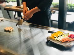 -丽思卡尔顿·炙焰·铁板烧餐厅