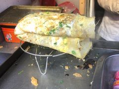 -正宗杂粮煎饼香软鸡蛋饼