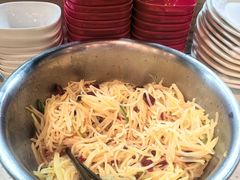 -三好食堂(煎饺·馄饨·肉饼米线·盛世广场店)