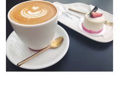 -UNI UNI(环亚凯瑟琳店)