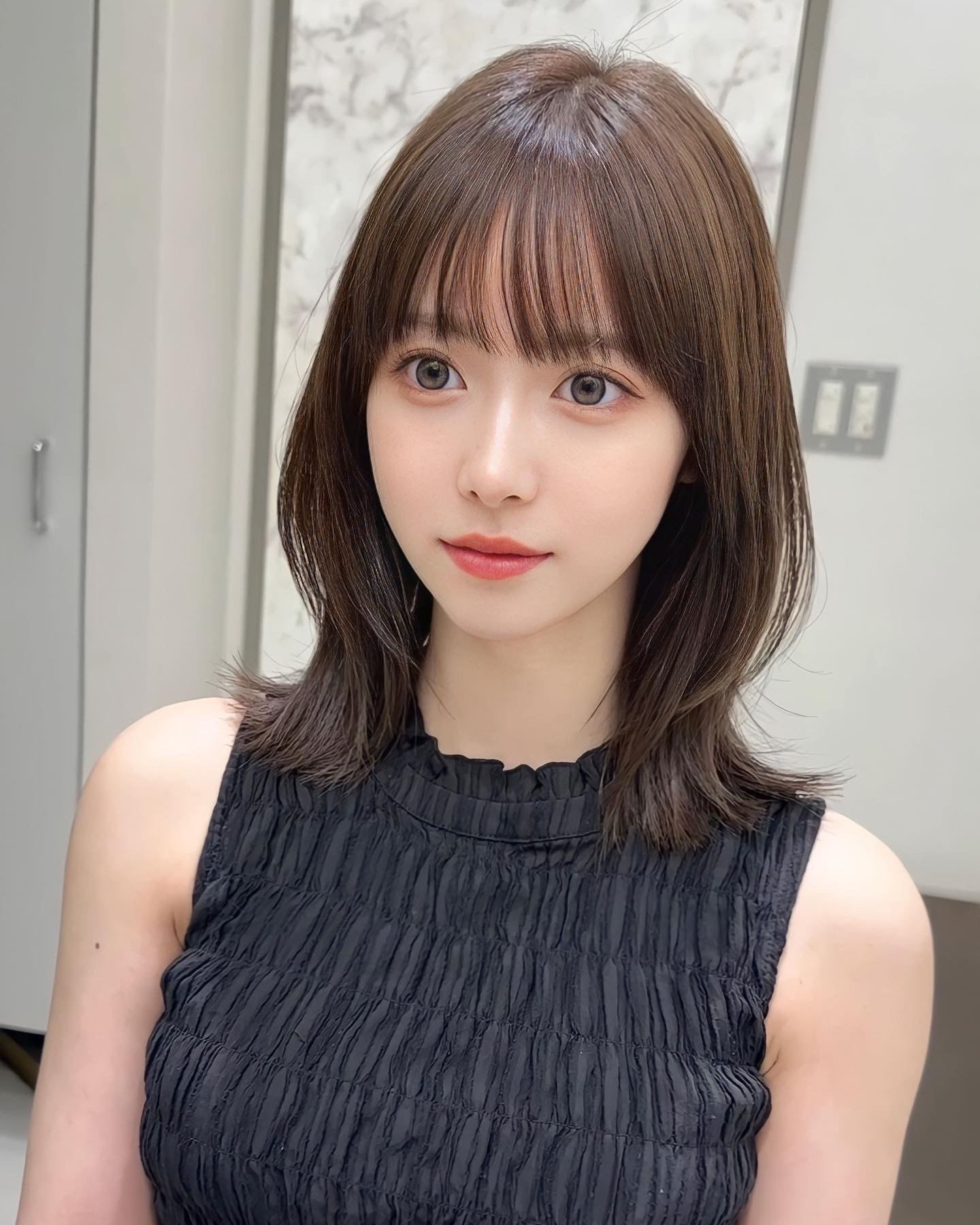 空气刘海锁骨发