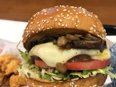 波特菇牛肉特堡-The Habit Burger Grill 哈比特汉堡(世博店)