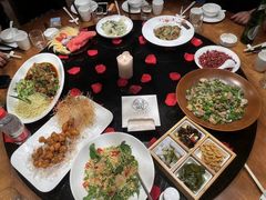 -渝半城经典川粤菜(重庆天地店)