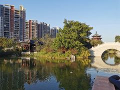 -岭南和园