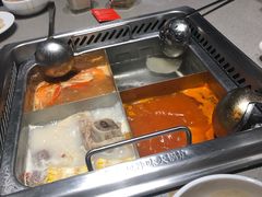 -海底捞火锅(金山百联店)