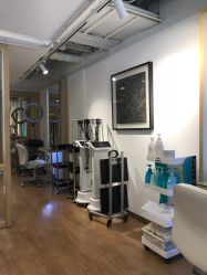 -简法造型·品牌形象店