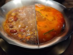 -湊湊火锅·茶憩(杭州湖滨银泰in77店)