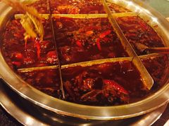 -邓莽子老火锅(中兴路总店)