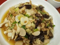 -邱二餐馆