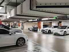 -浦东嘉里城-停车场