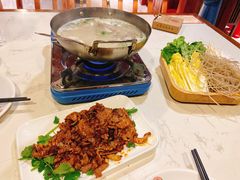 羊肉锅仔-丁里羊肉小镇(天鹅湖总店)