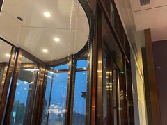 -大连星海皇冠假日酒店