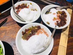 -四小区火锅·巷子里的重庆火锅(花照壁店)