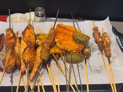 -粟氏天府·东北烧烤(长安街店)