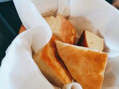餐前面包-Efes Turkish & Mediterranean Cuisine 艾菲斯餐厅(陆家嘴店)