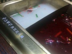 -东巴婆婆云南鱼豆花火锅(大东门店)