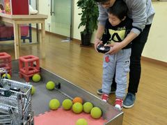 -睿冠机器人活动中心(徐汇中心)