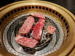 -山川小町·极番烧肉(新地假日广场店)